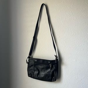 Relic black purse